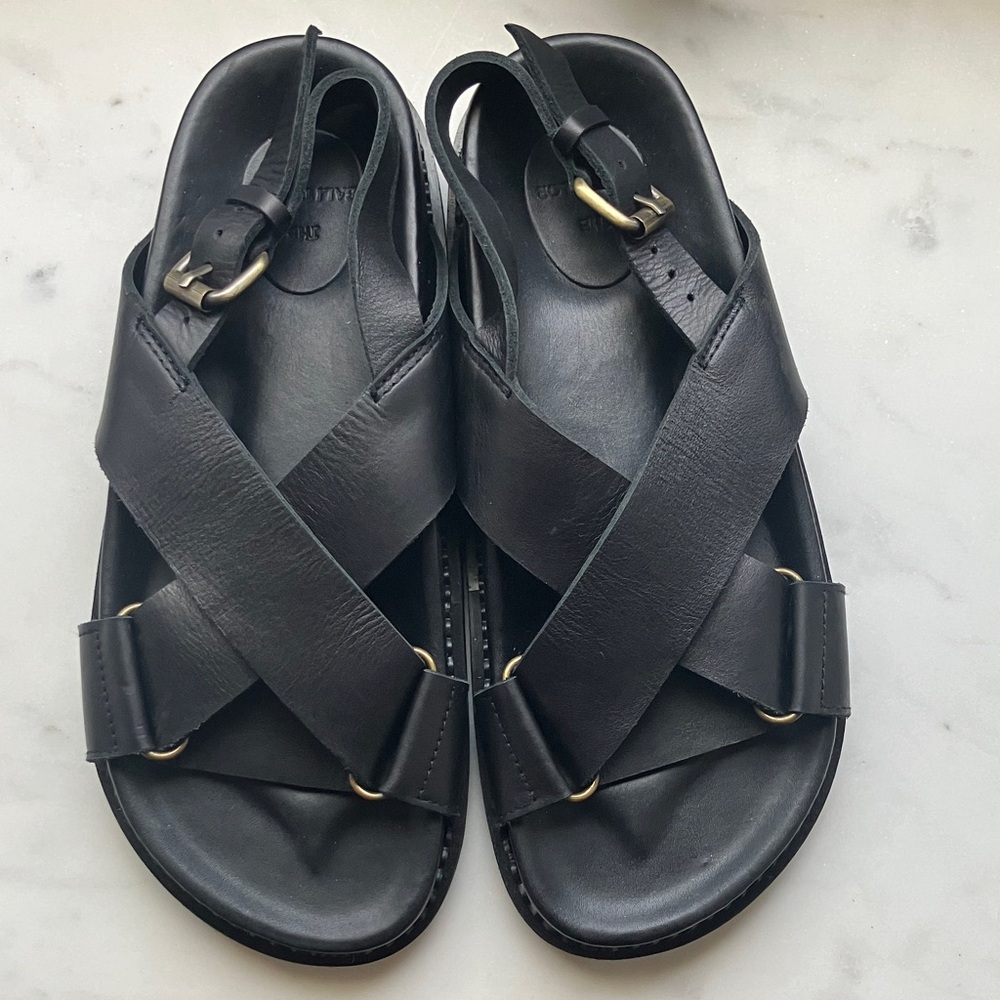 NWOT Bali Tailor Sandals